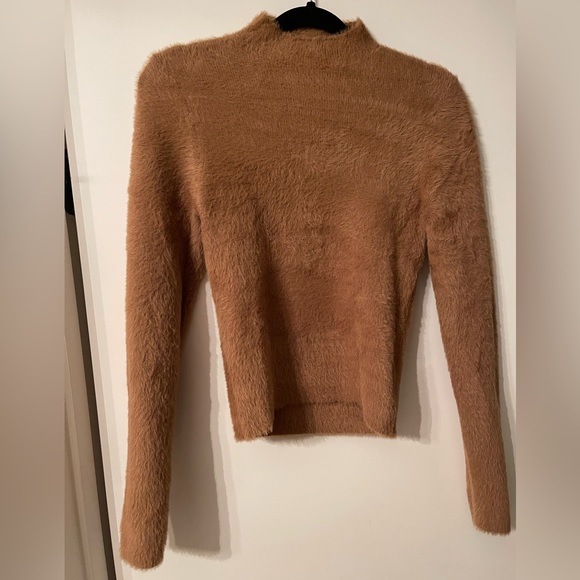 Babaton ARITZIA Kuma Sweater Size Medium Camel - Picture 1 of 3